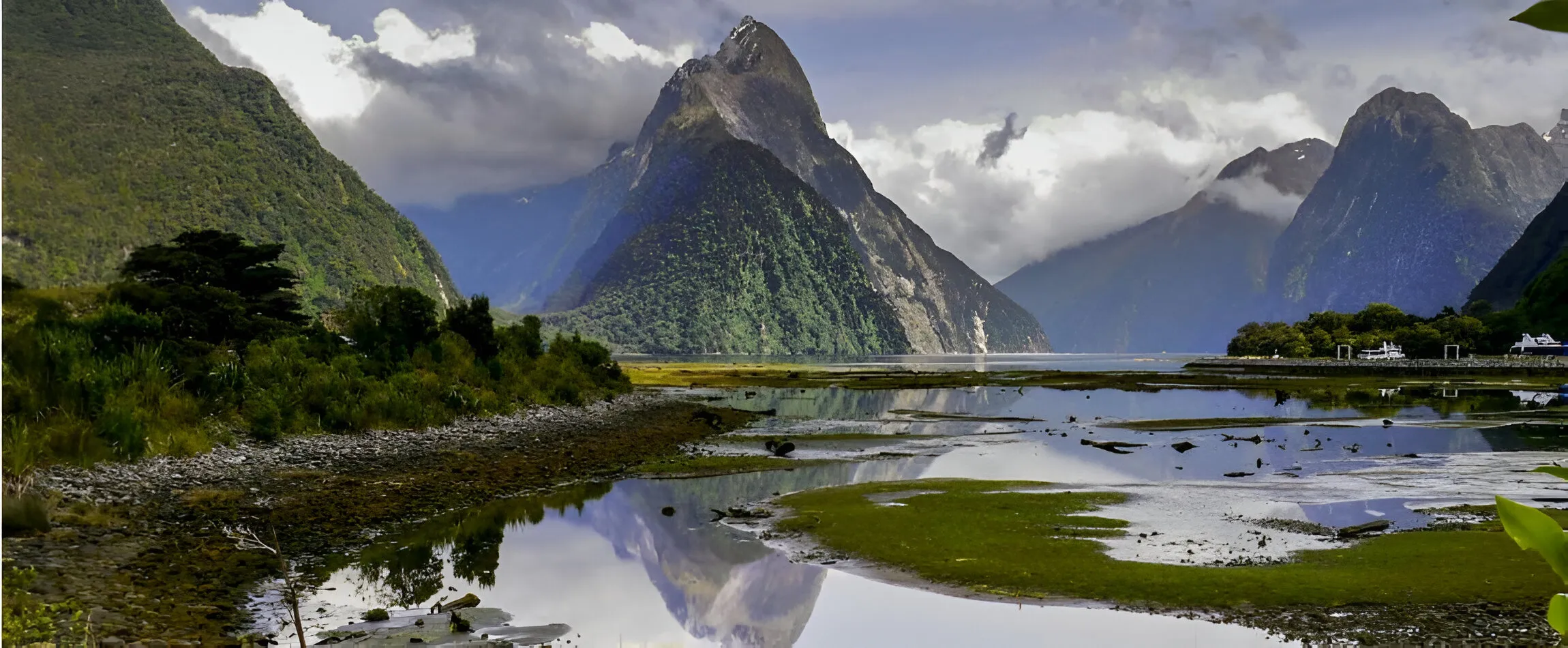 Fiordland National Park - New Zealand Tourist Attractions