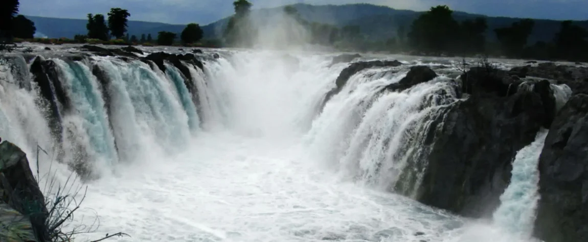 Hogenakkal Falls Tamil Nadu
