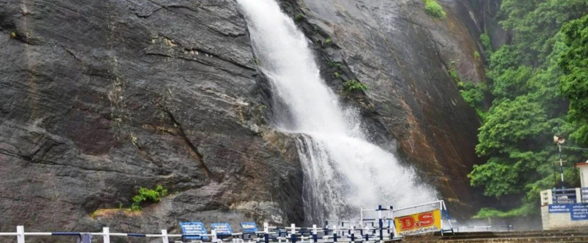 Courtallam Falls Tamil Nadu