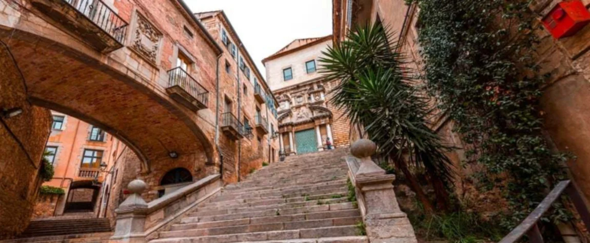 Wander the alleyways of Girona