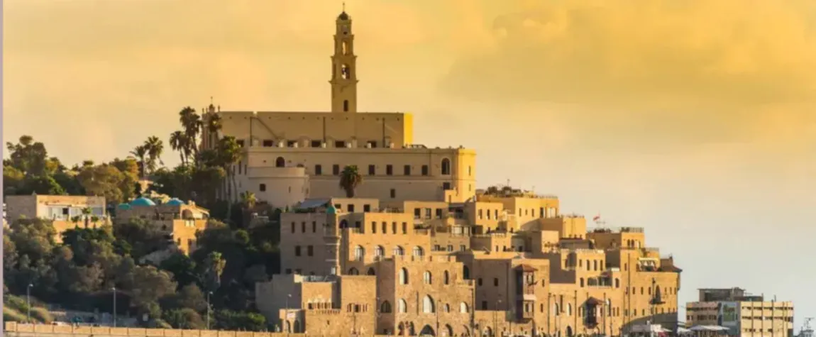 Explore the Old City of Jaffa