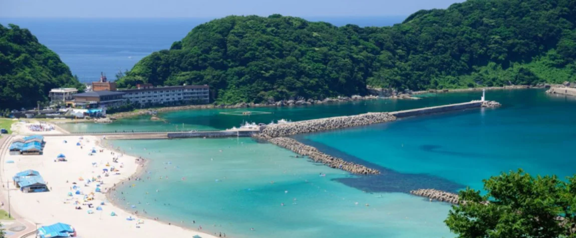 beach destinations in Japan