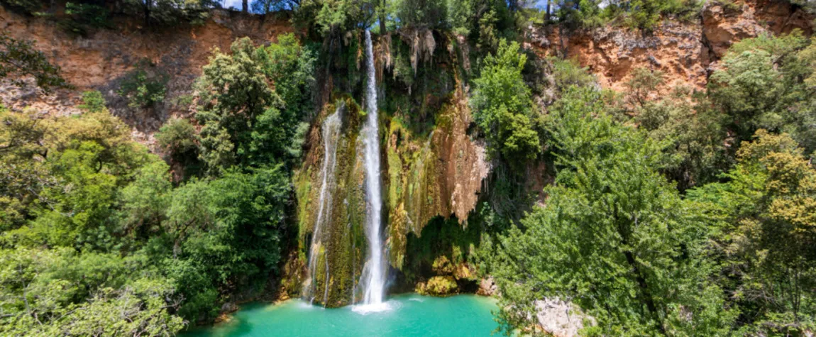 5 beautiful water falls to visit in France.