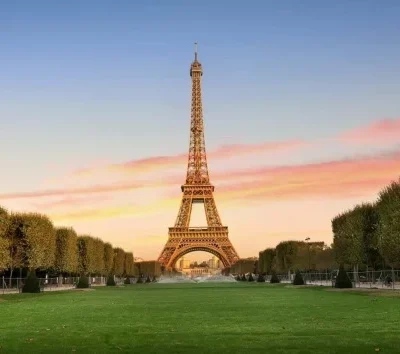 Exclusive Paris Tour Package