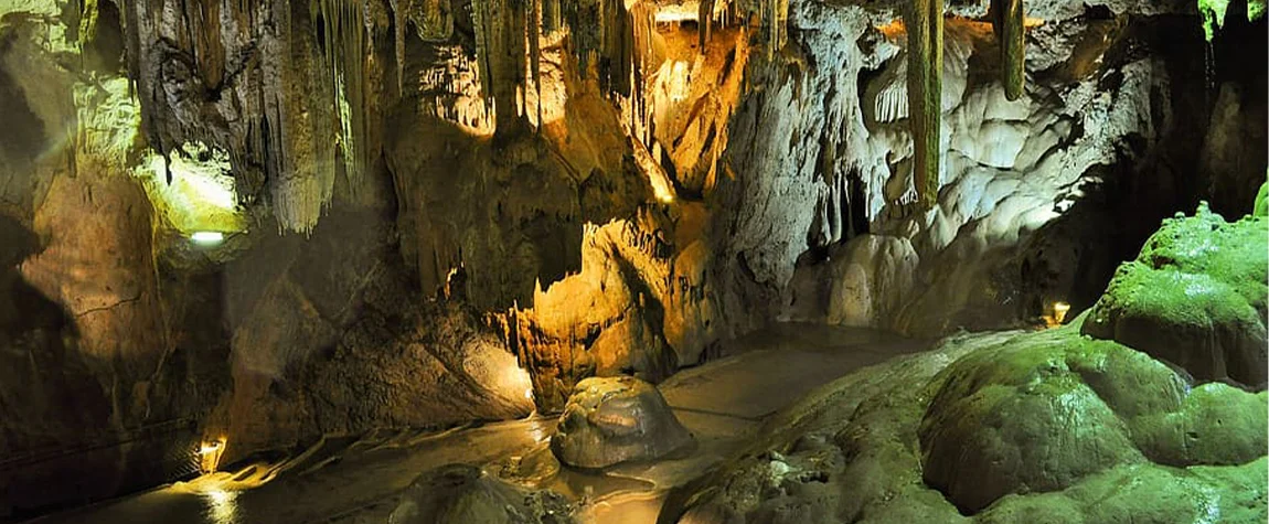 Mawsmai Cave - Meghalaya