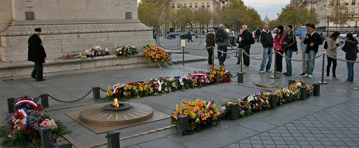 Tomb of the Unknown Soldier - Arc de triomphe