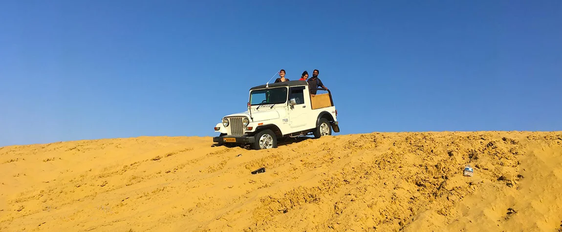 The best time to Experience jeep safari at desert in Jaisalmer