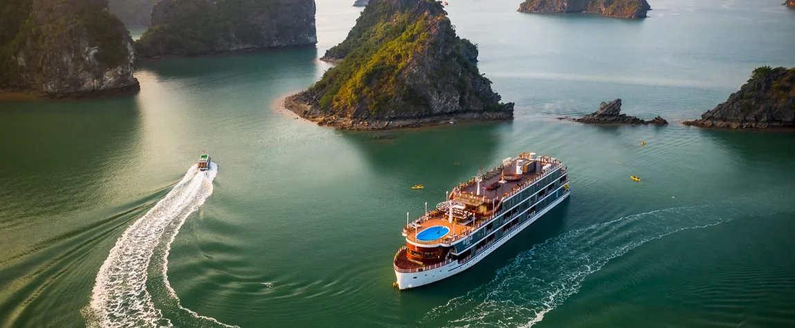 Cruise Through Ha Long Bay