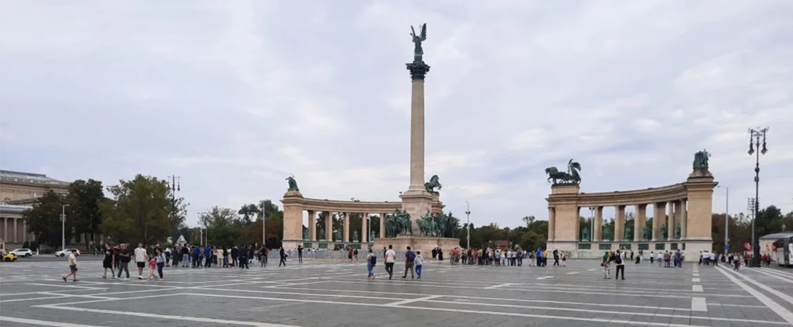 Heroes Square