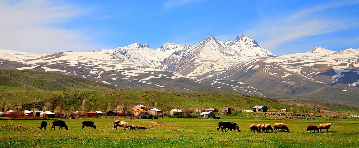 Mount Aragats - Places to visit in Armenia