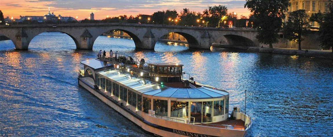 Seine River Cruise - places to visit in Paris