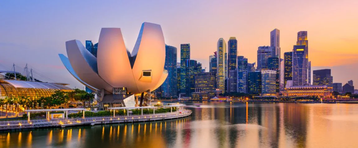 Top 8 Iconic Tourist Attractions in Singapore