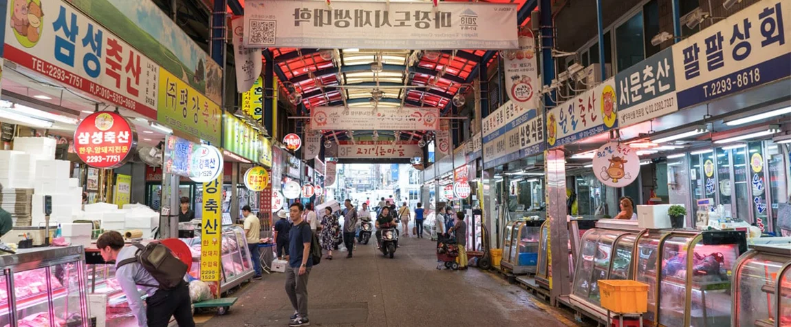 Immerse Yourself in Seoul’s Vibrant Markets - things to do in South Korea