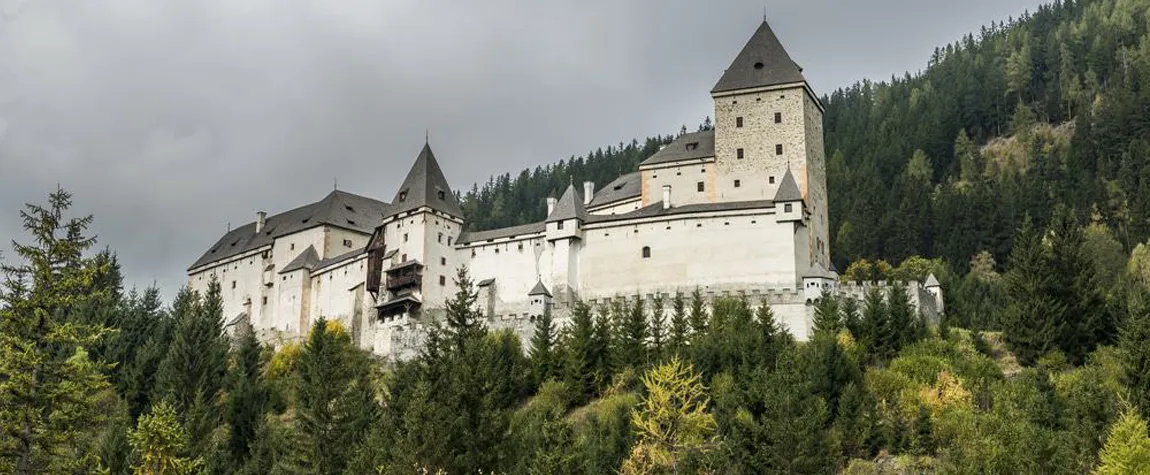 Take a Tour of Most Haunted Houska Castle