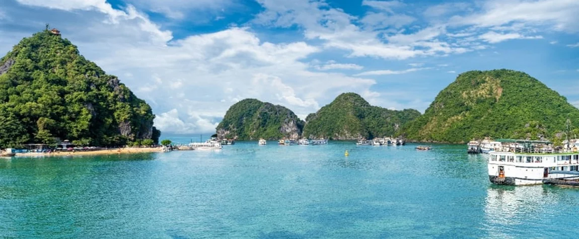 Attractions in Halong Bay Vietnam