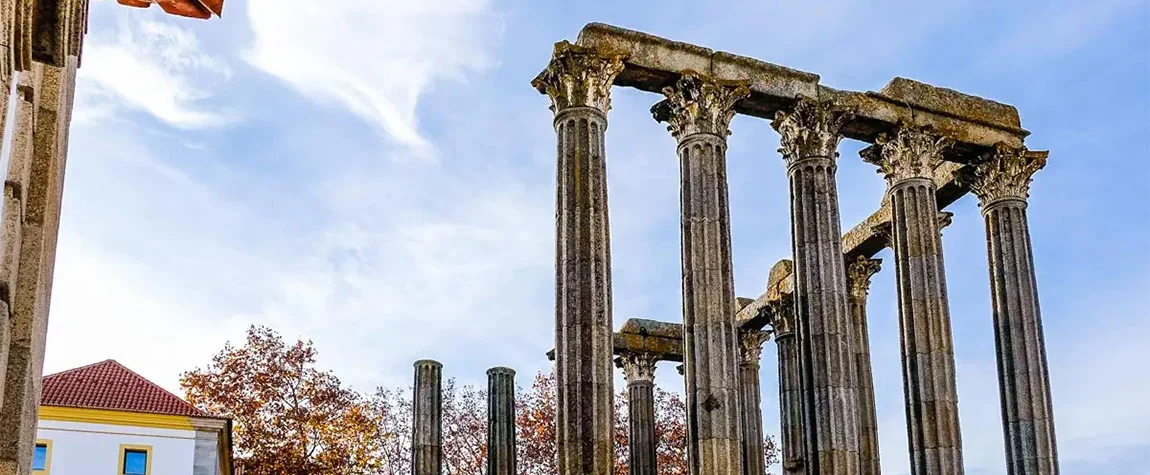 Visit the Historic Town of Évora