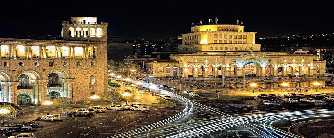 Explore Republic Square