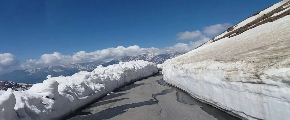 Rohtang Pass - Kullu Manali city