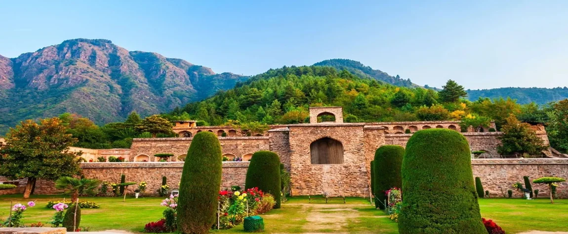 Pari Mahal - The Palace of Fairies - Srinagar tourist destinations