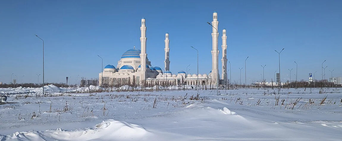 Take a Look at Nur Astana Mosque