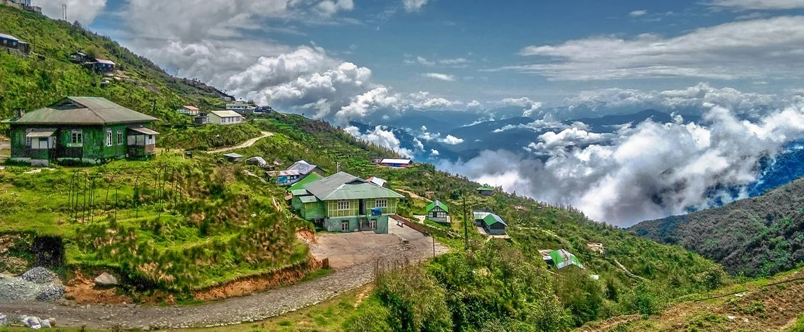 Yumthang Valley - places to Visit in Sikkim