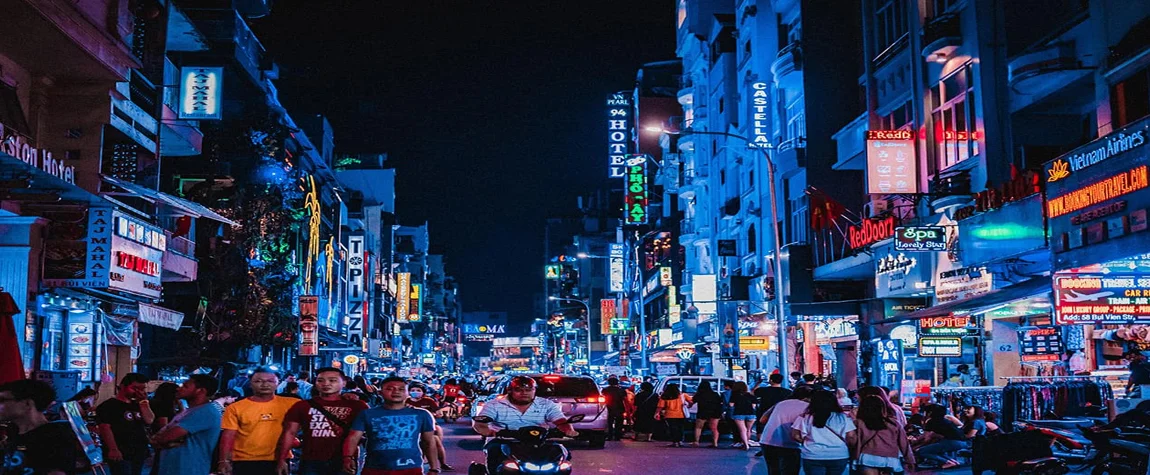 Experience the Nightlife at Bui Vien Street