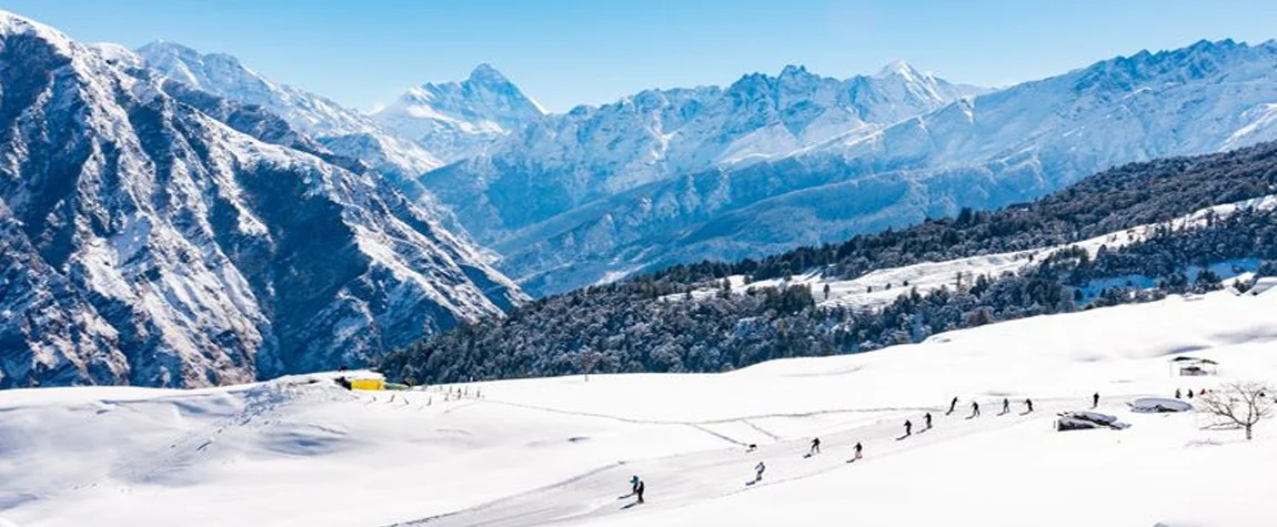 7 best destinations to experience snowfall in India this November