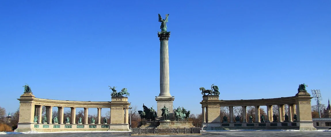 Hero Square