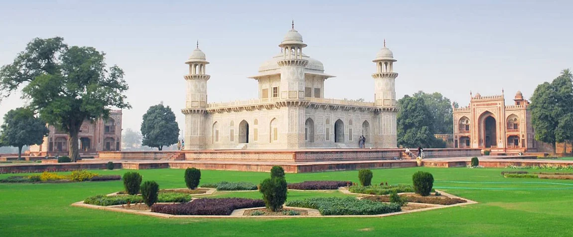 Heritage Walk - Taj mahal Palace