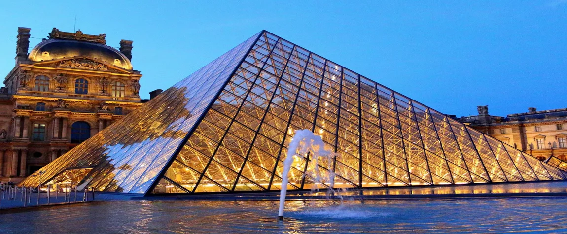 Stroll Through the Louvre Museum