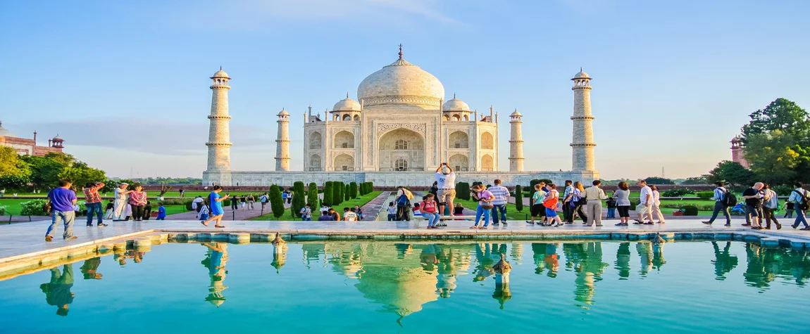 8 Best attractions and Unique experiences at Taj Mahal palace