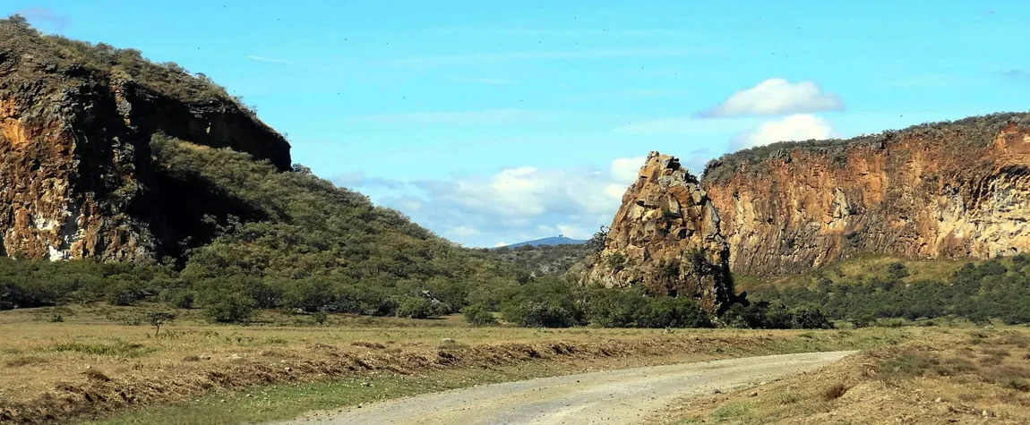 Explore Hell's Gate National Park