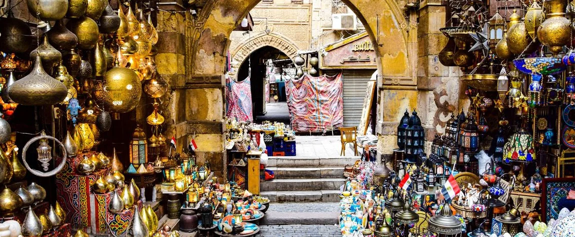 Shop at Giza’s Local Bazaars