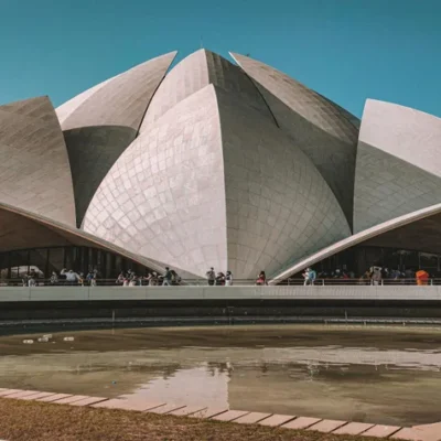 The 8 unique things to do in lotus temple for beginners