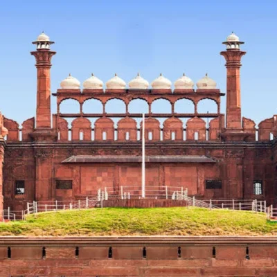 Top 8 best things to do in red fort as a tourist