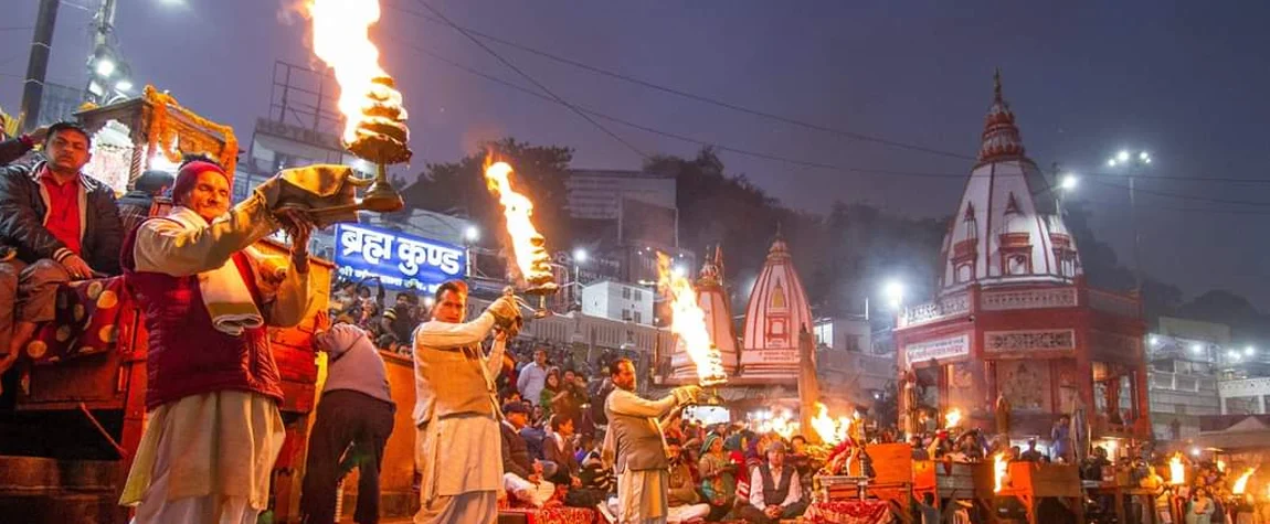 1. The Ganges River (Ganga Aarti) - Banaras and Varanasi