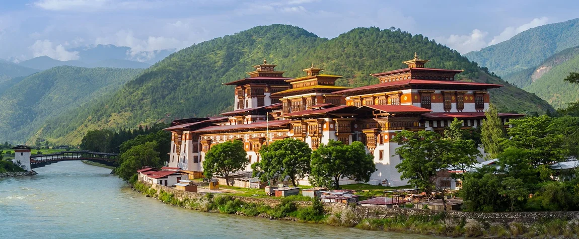 places you must visit and see in the Bhutan