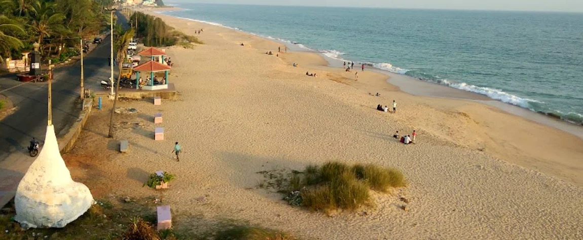 7. Sanguthurai Beach