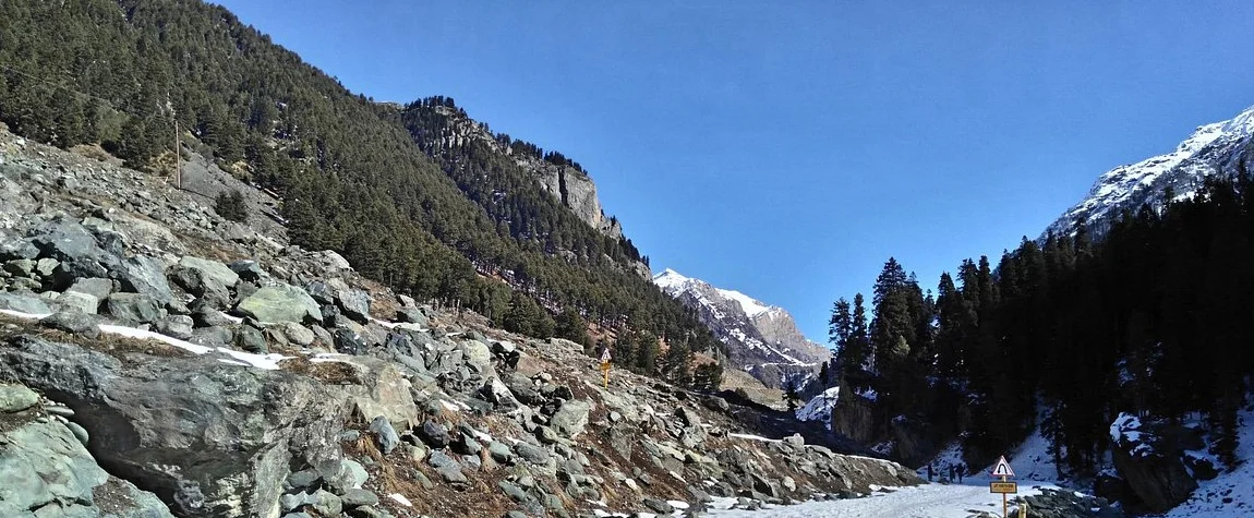 Pahalgam to Chandanwari Trek