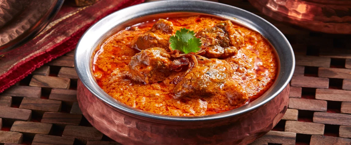 8. Warm Kashmiri Cuisine