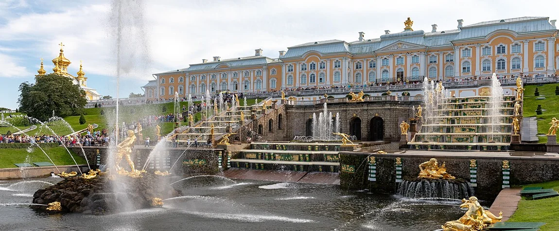 2. Peterhof Palace and Gardens