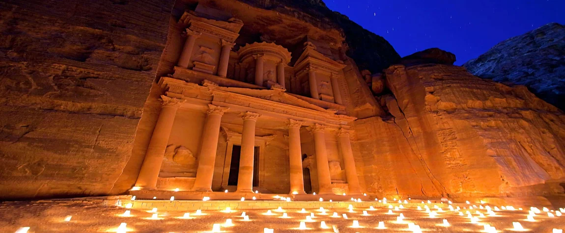 Read about the Petra by Night Tour